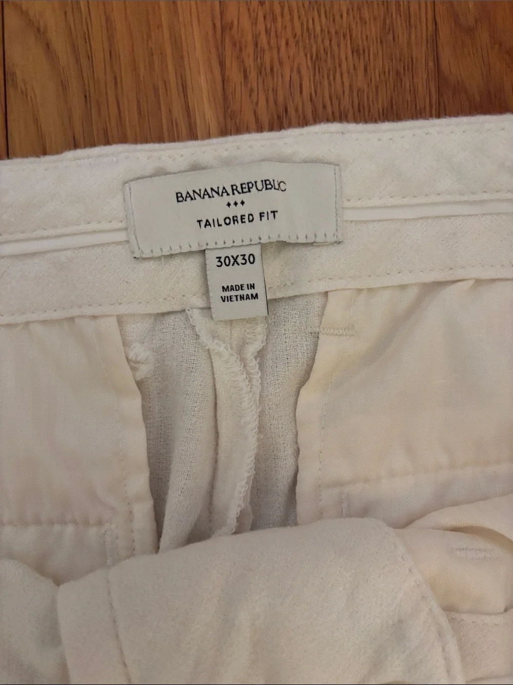 Banana Republic crisp white